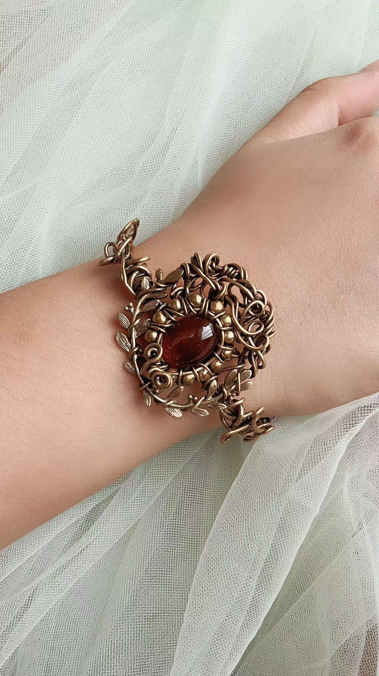 "VINE" GARNET BRACELET