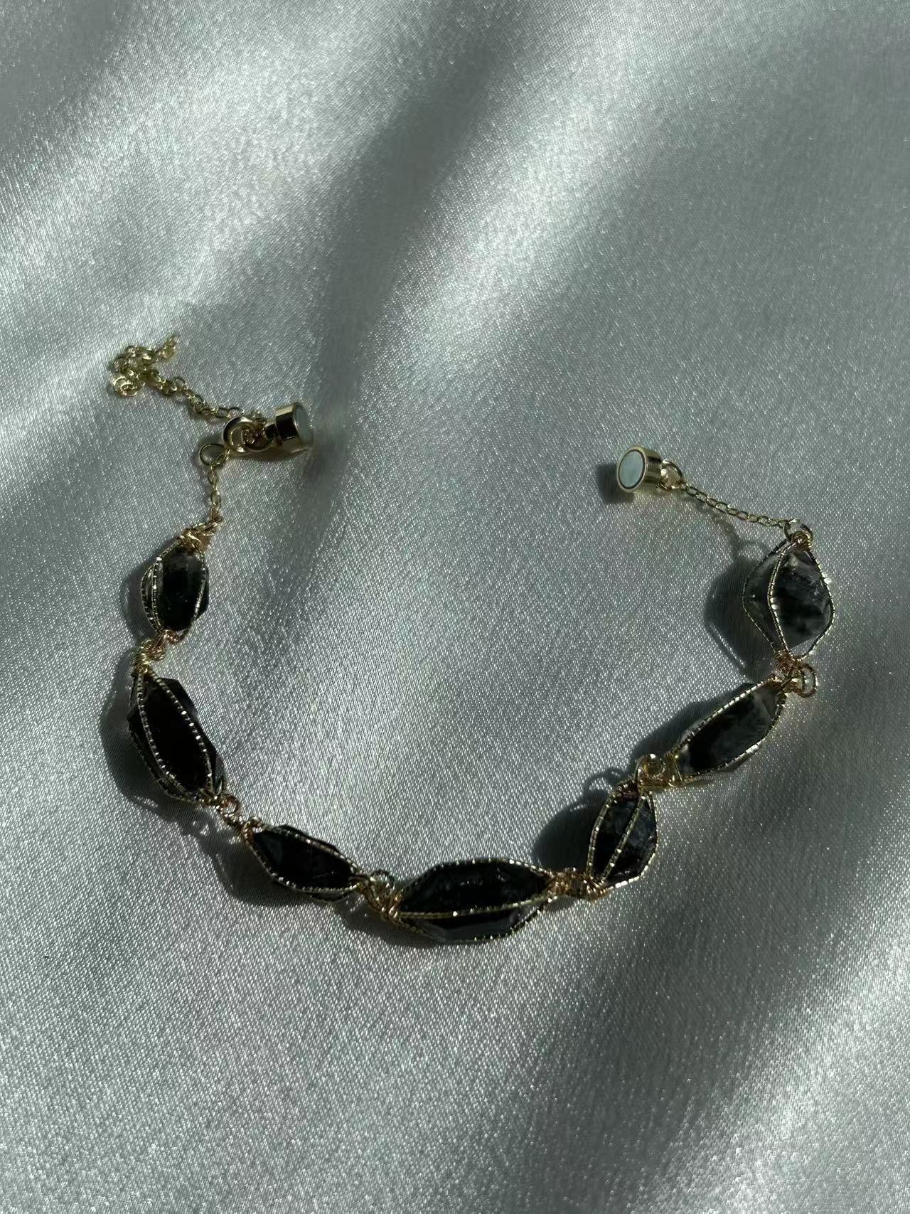 "GLEAMING LUCKY STONE" BLACK HERKIMER DIAMOND BRACELET