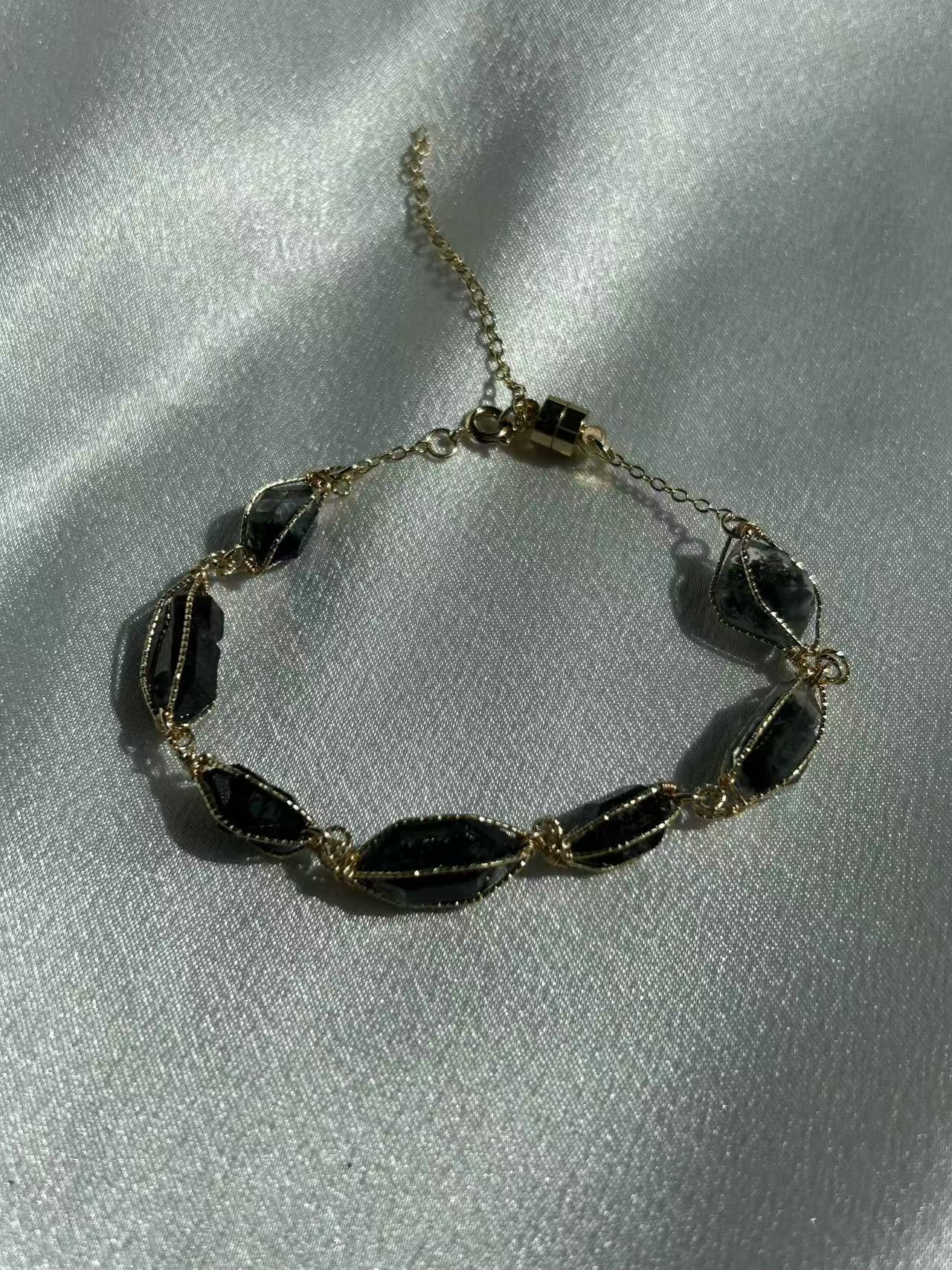 "GLEAMING LUCKY STONE" BLACK HERKIMER DIAMOND BRACELET