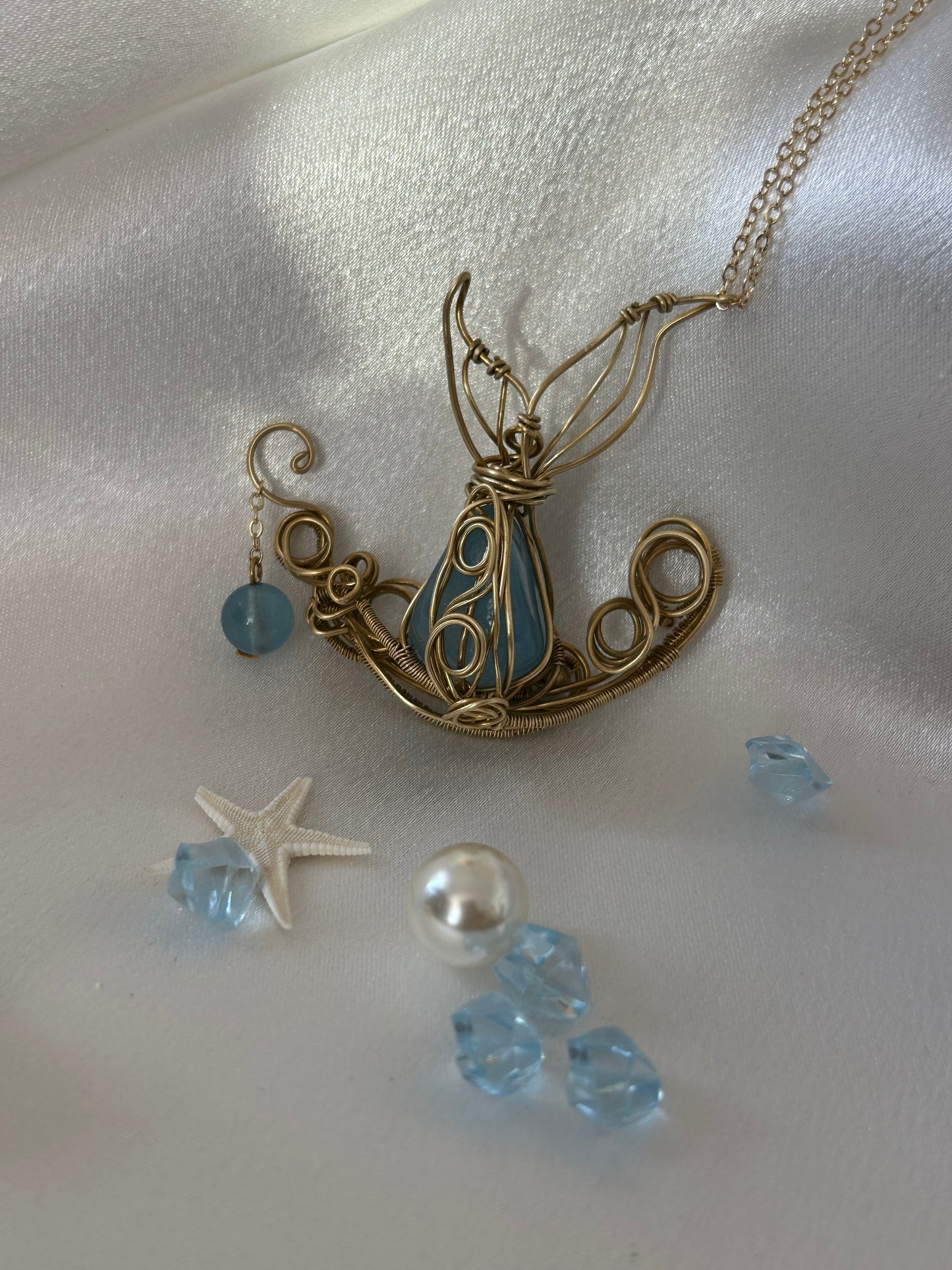 "DEEP SEA LEGENDS" AQUAMARINE NECKLACE