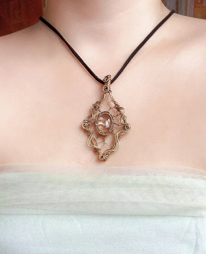 "INTENSE DISCHARGE" GARDEN QUARTZ PENDANT NECKLACE