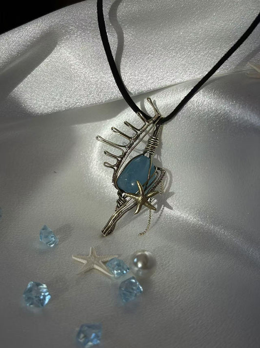 "DEEP-SEA MELODY" AQUAMARINE NECKLACE